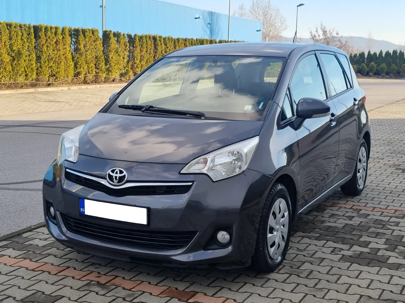 TOYOTA VERSO S